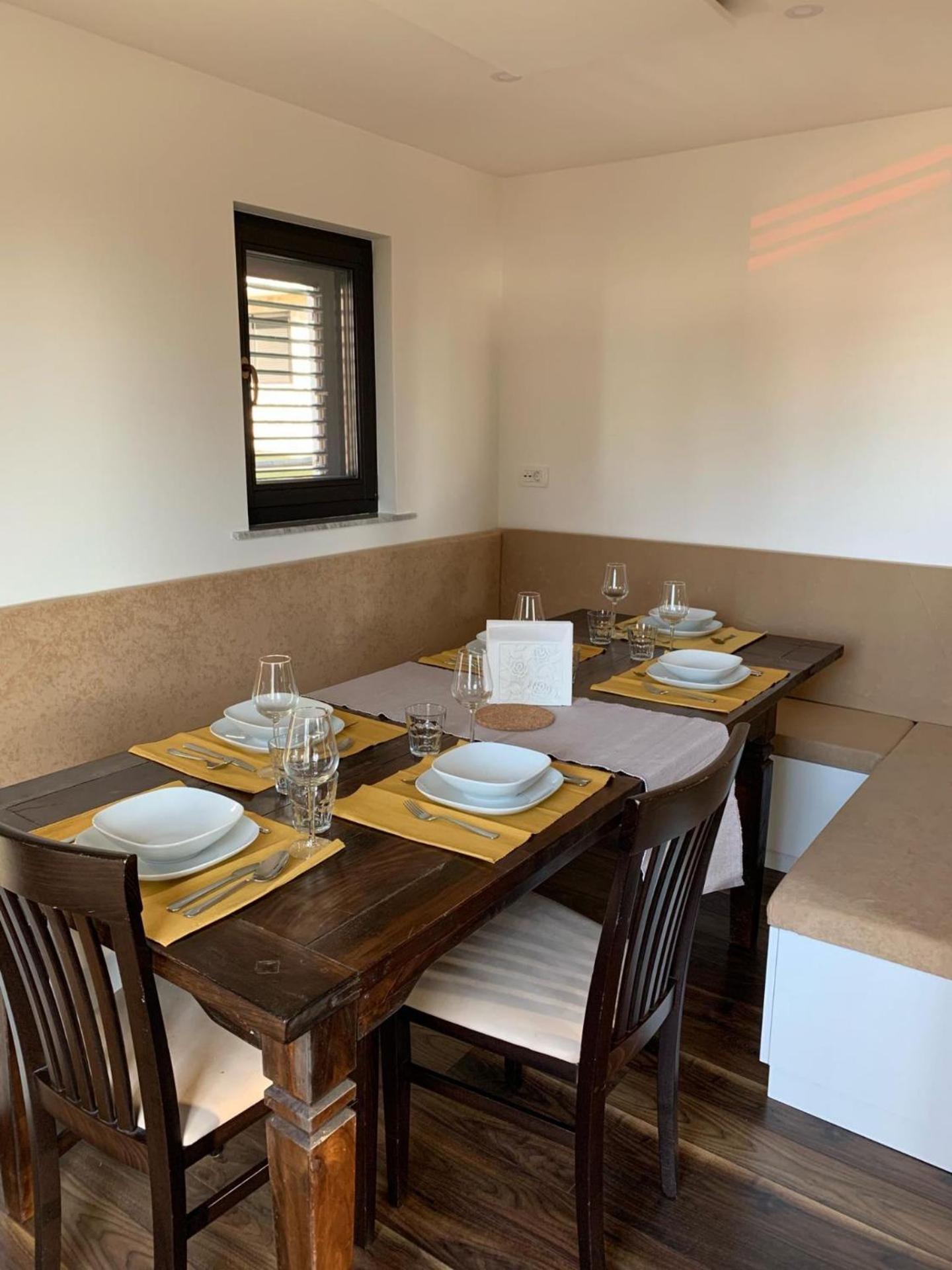 Holiday House Nune 즈코르녜즈레쎄 외부 사진
