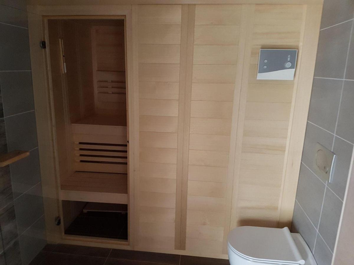 Holiday House Nune 즈코르녜즈레쎄 외부 사진